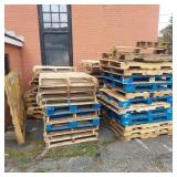 WOOD PALLETS