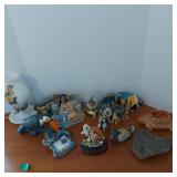 WILDLIFE FIGURINES