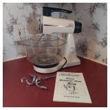 VINTAGE STAND MIXER