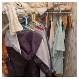 CONTENTS WALK-IN CLOSET