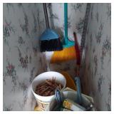 MISC  CLEANING/LAUNDRY ROOM ITEMS