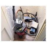 Closet contentrs & shop vac