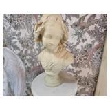 Figurine
