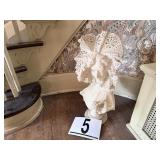 Marble/alabaster figurine