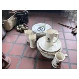 Jophmmy Appleseed 22 plater & 5 mugs