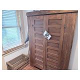Flatback pantry cupboard - oak(?)