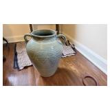 Pottery vase