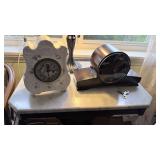 2 clocks