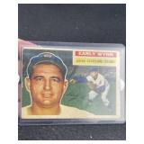 Topps Early Wynn Baseball Card
