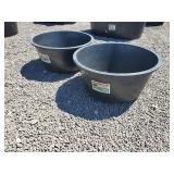 2 Round Tuff tanks, 25 gallons each 2 Round Tuff tanks, 25 gallons each