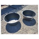 2 Round 25 gallon tuff tanks 2 Round 25 gallon tuff tanks