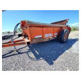 Dual Manure Spreader, (needs repair)