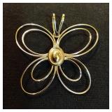 14k Wire Butterfly Pendant 1.3g