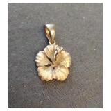 Sterling Silver Flower Small Pendant / Charm 2.2g