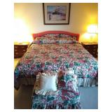 King Bed Serta Perfect Sleeper w/Liniens & Ottoman