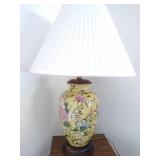 Oriental Stle Yellow Flower Lamp