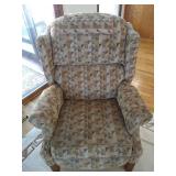 La-Z-Boy Wingback Pushback Recliner