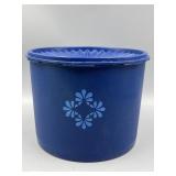 Vtg Blue Tupperware Servalier Container