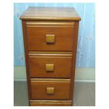 3 Drawer Stand