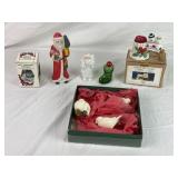 VTG Christmas Ornaments & Decorations.