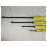 4 Snap-On Striking Pry Bars In Hi-Viz Yellow