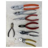 Pliers