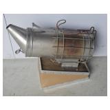 Bee Hive Smoker, Working Condition
