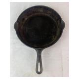 Griswold No. 8 Cast Iron Skillet