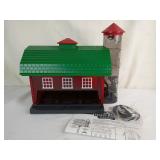 NIB Artline Wild Bird Feeder Barn