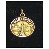 14kt Gold Pendant Toronto 1982 3.78g
