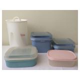 Tupperware Storage & Bagel Hokders