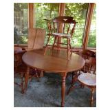 Wood Round Extendable Dining Table & 4 Chairs