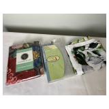 Shower Curtains & Liner