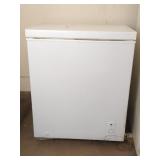 Kismile 5.1 Cu. ft Chest Freezer Model HC-160