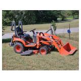 Kubota BX 2380, Mower Deck & Bucket 325 Hours