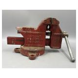 Vintage Columbian No. 04 Bench Vise