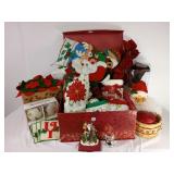 Christmas Towels, Placemats, & Decorative Items