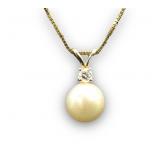 10K Gold Necklace w/ Pearl & Diamond Pendant
