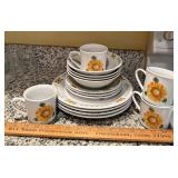 Gibson- Sunflower Dishes, 4 place settings