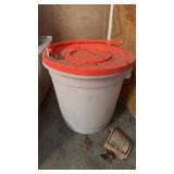 Plano Bait Bucket