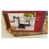 Apple Peeler