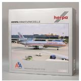 Herpa McDonnell Douglas DC-10-30 1/200 Scale Plane