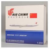 Air China Boeing 777-300 ER 1:200 Scale Plane