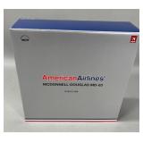 Hogan American Airlines McDonnell Douglas MD83