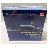 HM McDonnell Douglas F-4 Phantom II Plane - 1/72