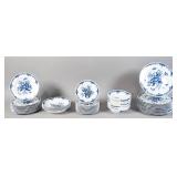 40 Royal Worcester Hanbury Porc. Service