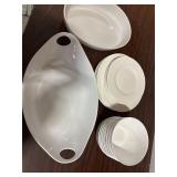 Assortment of Fine Bone China, Villeroy & Bach Kit