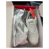 New in Box Diadora US 9 Women s