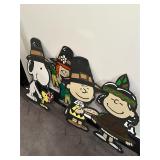 Charlie Brown Thanksgiving Decor