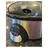 Crockpot and Large Cooking Pot